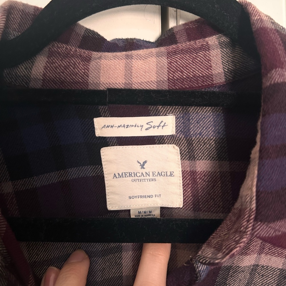 American Eagle Outfitters Blue and Purple Flannel Ahh - Mazingly Soft - Picture 2 of 3